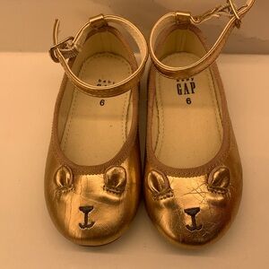Gap shoes sz 6 like new worn once